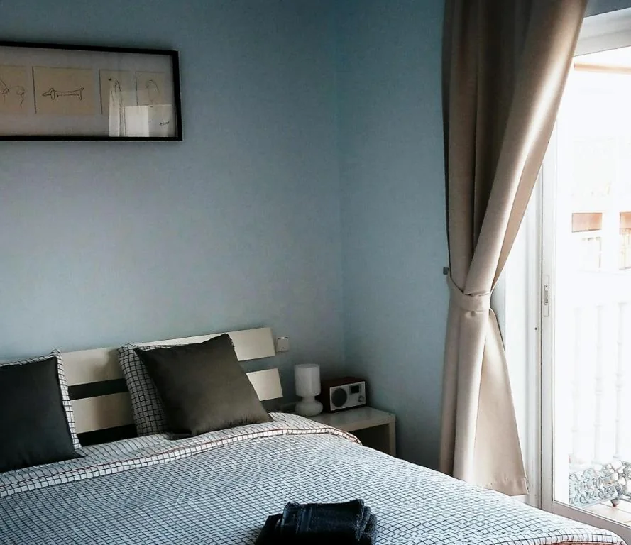 Zimmer mit Poolblick – 1 großes Bett — B&B Casa AriGiLi