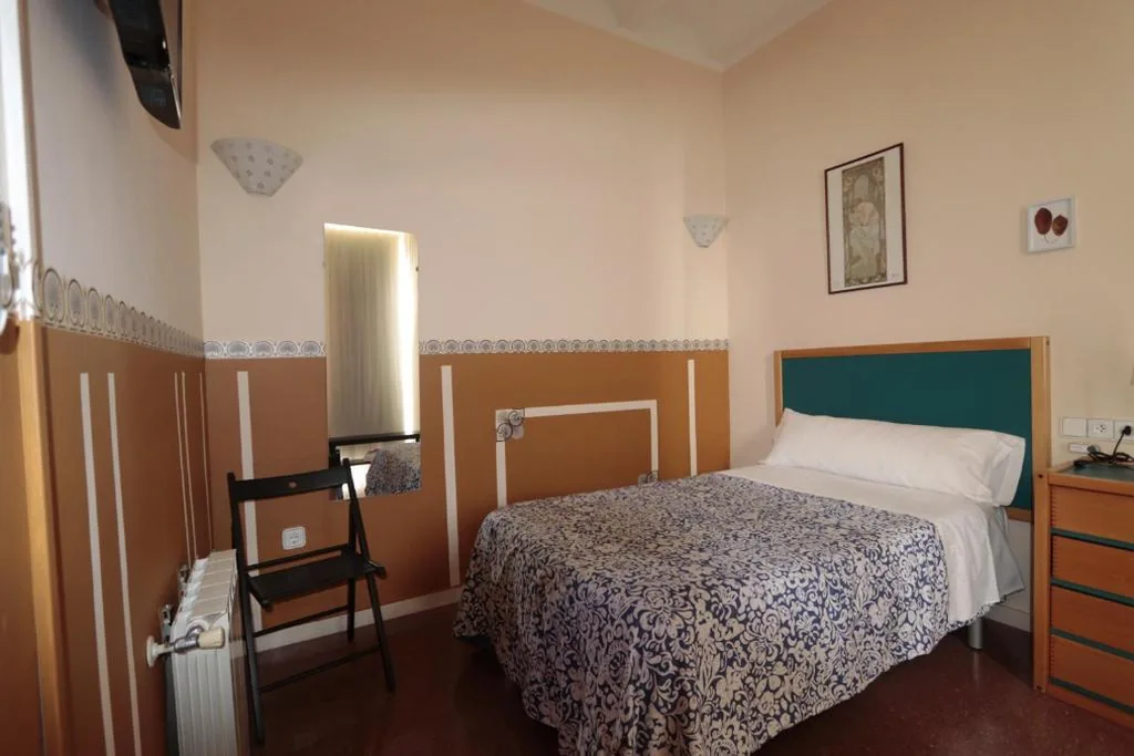 Habitación Individual — B&B "Domus Atilia"