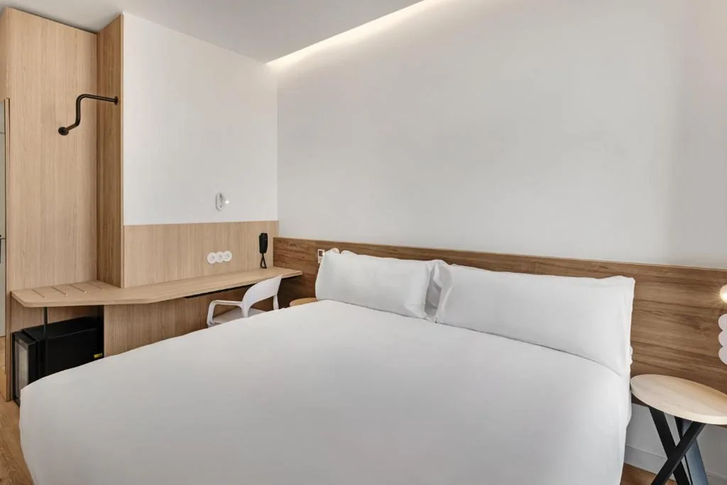 Habitación Doble — B&B HOTEL Alicante Aeropuerto