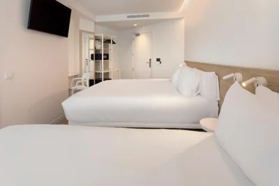 B&B HOTEL Alicante Centro — foto 11