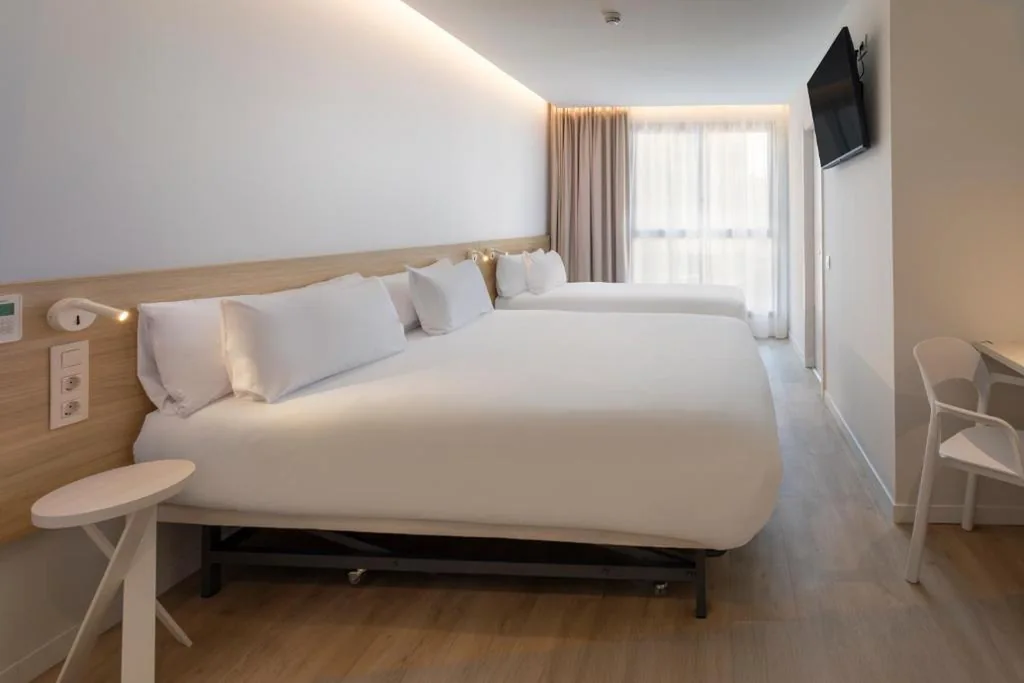 Camera Tripla — B&B HOTEL Alicante Centro