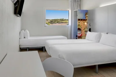 B&B HOTEL Barcelona Granollers — photo 2