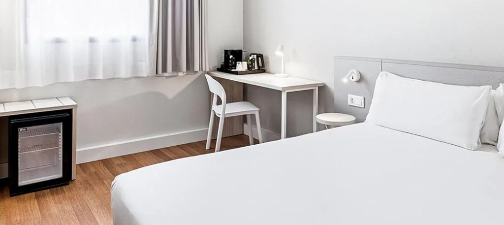 Tweepersoonskamer Plus — B&B HOTEL Barcelona Mataro