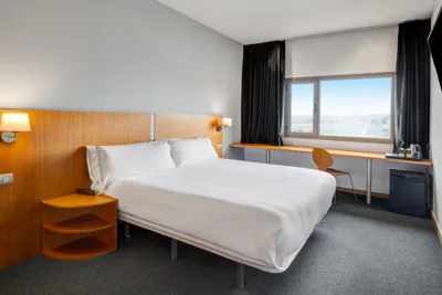 B&B HOTEL Barcelona Mollet Porta de Gallecs — foto 2