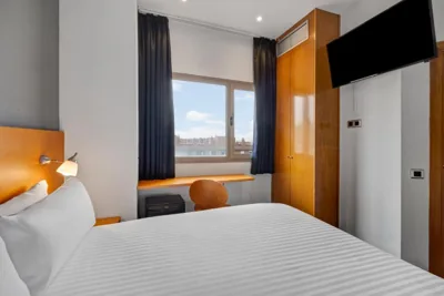 B&B HOTEL Barcelona Mollet Porta de Gallecs — foto 7