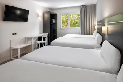 B&B HOTEL Barcelona Rubí — foto 8