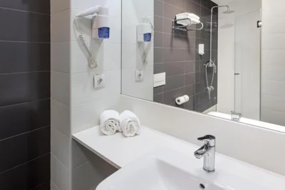 B&B HOTEL Barcelona Viladecans — photo 3
