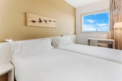 B&B HOTEL Barcelona Viladecans — photo 8