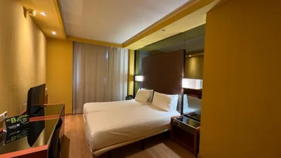 B&B HOTEL Burgos — Foto 11