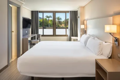 B&B HOTEL Cartagena Cartagonova — Foto 2