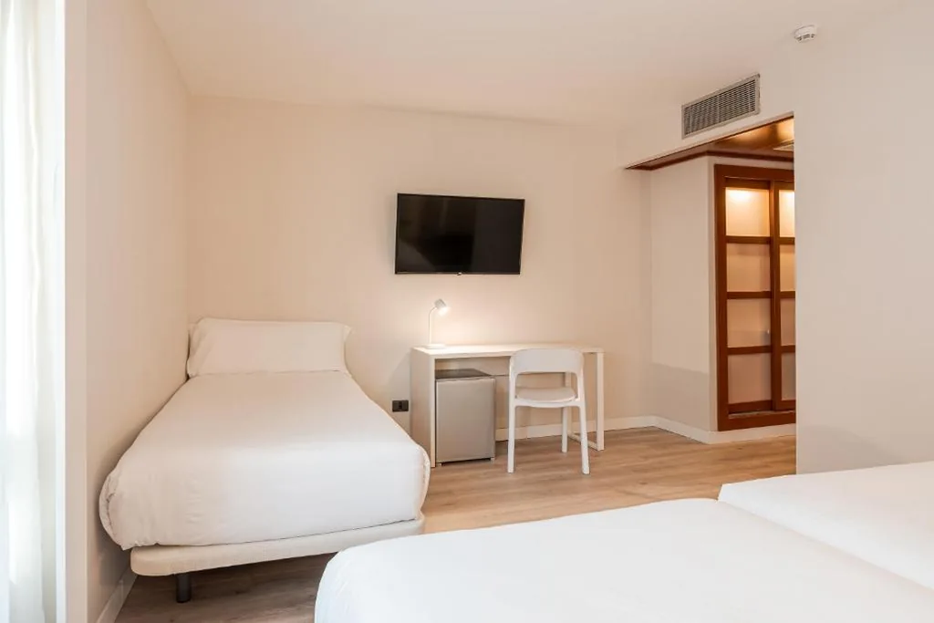 Habitación Triple — B&B HOTEL Castellón