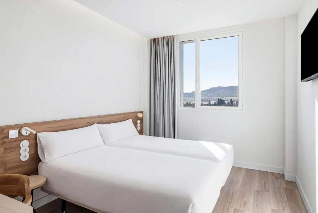 Camera doppia con 2 letti — B&B HOTEL Cieza