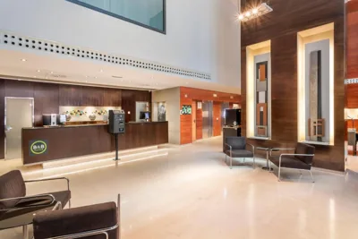 B&B HOTEL Ciudad de Lleida — Foto 7