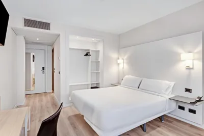 B&B HOTEL Ciudad de Lleida — Foto 8