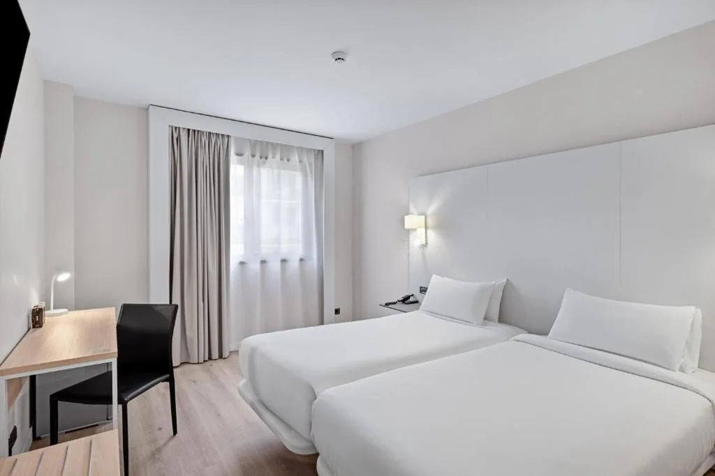 Doppelzimmer mit 2 Betten — B&B HOTEL Ciudad de Lleida