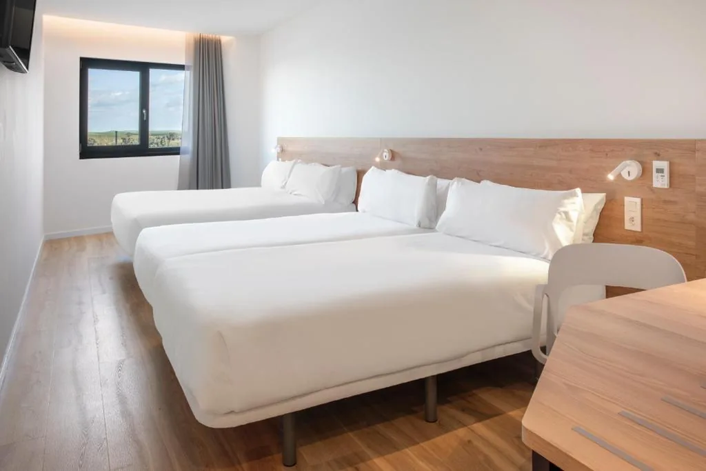 Camera familiare Deluxe — B&B HOTEL Écija