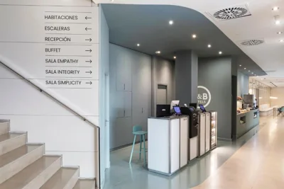 B&B HOTEL Elche — 写真 7
