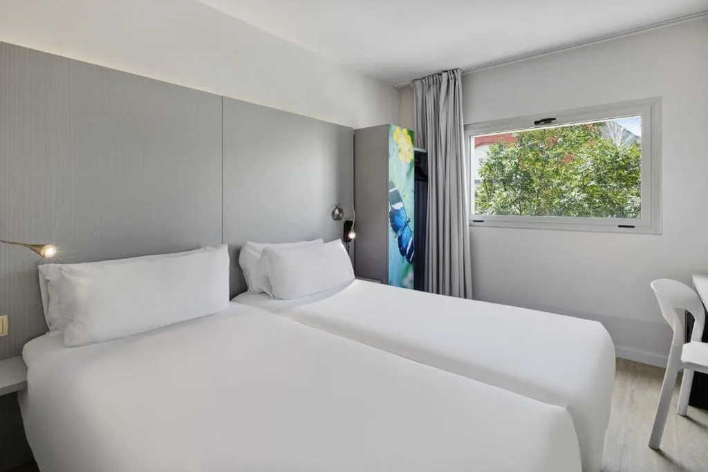 Habitación Doble - 2 camas — B&B HOTEL Girona 2