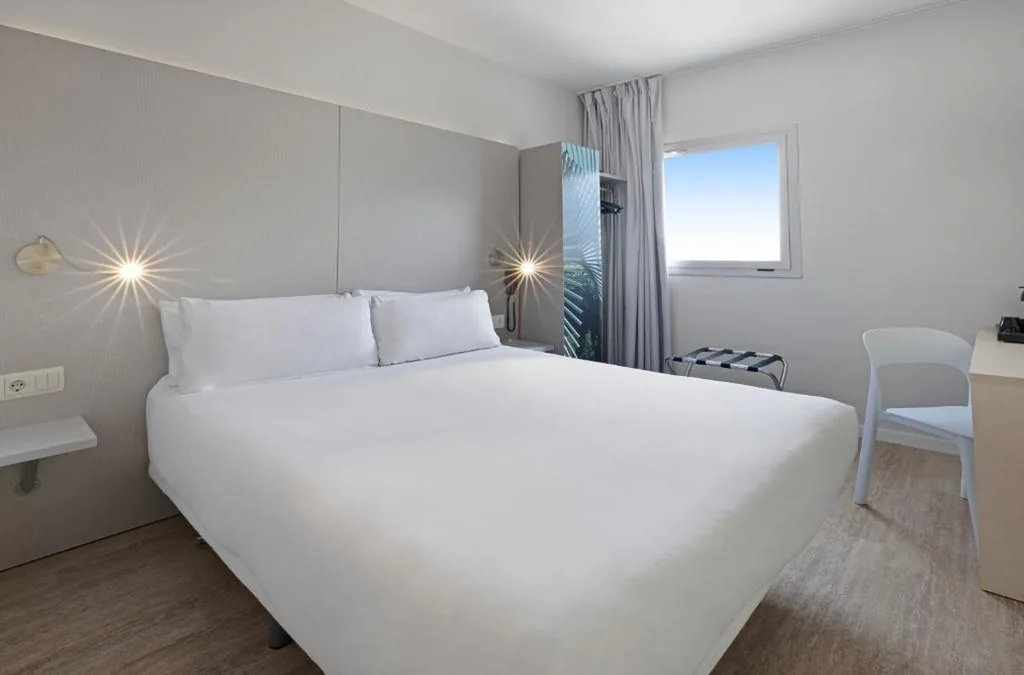 Habitación Doble — B&B HOTEL Girona 2