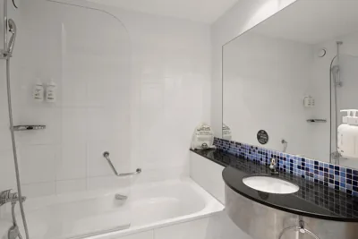 B&B HOTEL Girona 3 — foto 3