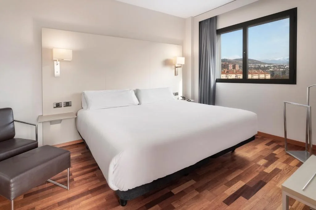 Suite Junior — B&B HOTEL Granada Estación