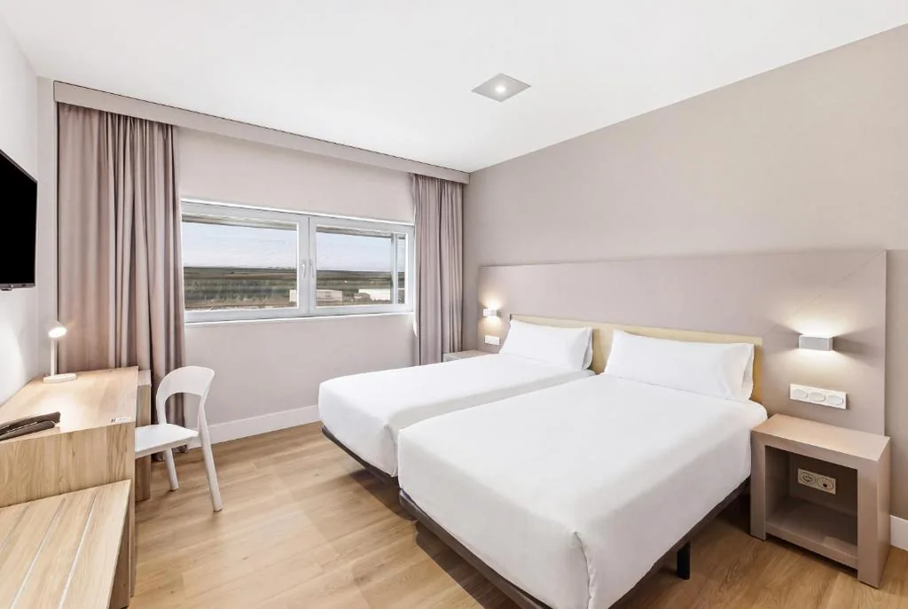 Habitación Doble - 1 o 2 camas — B&B HOTEL Logroño Las Cañas