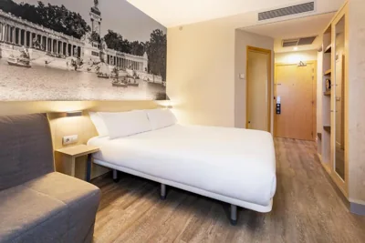 B&B HOTEL Madrid Aeropuerto T1 T2 T3 — foto 8