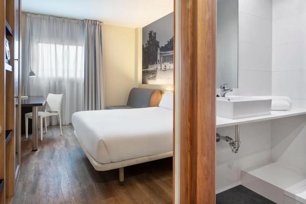 Camera doppia — B&B HOTEL Madrid Aeropuerto T1 T2 T3