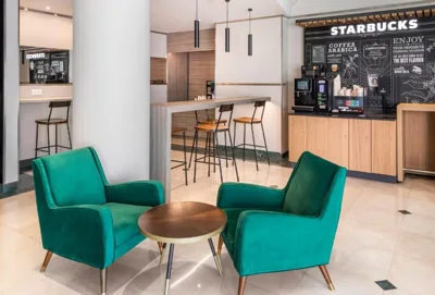 B&B HOTEL Madrid Aeropuerto T4 — Foto 8