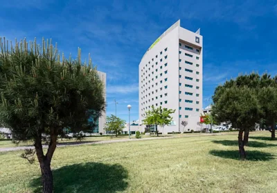 B&B HOTEL Madrid Aeropuerto T4 — Foto 10