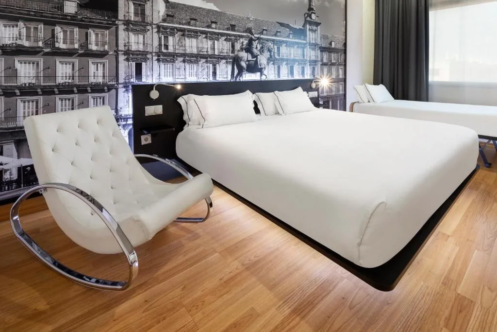 Klassisches Familienzimmer — B&B HOTEL Madrid Aeropuerto T4
