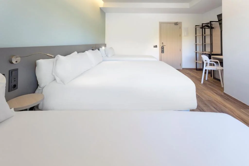 Vierpersoonskamer — B&B HOTEL Madrid Alcorcón