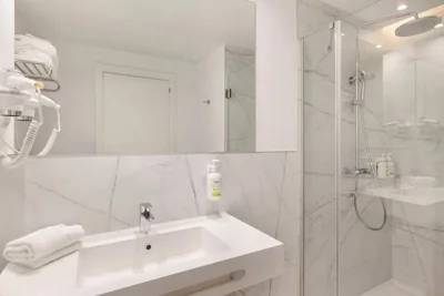 B&B HOTEL Madrid San Fermin — foto 8