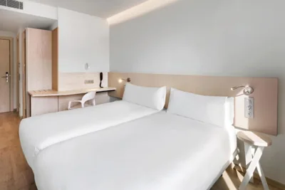 B&B HOTEL Málaga Centro — foto 2