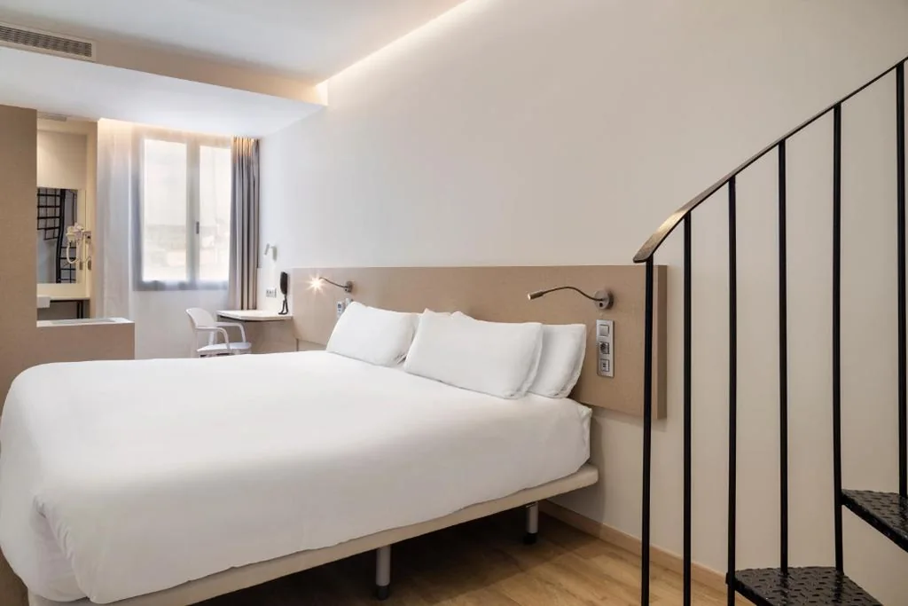 Duplexvierpersoonskamer — B&B HOTEL Málaga Centro
