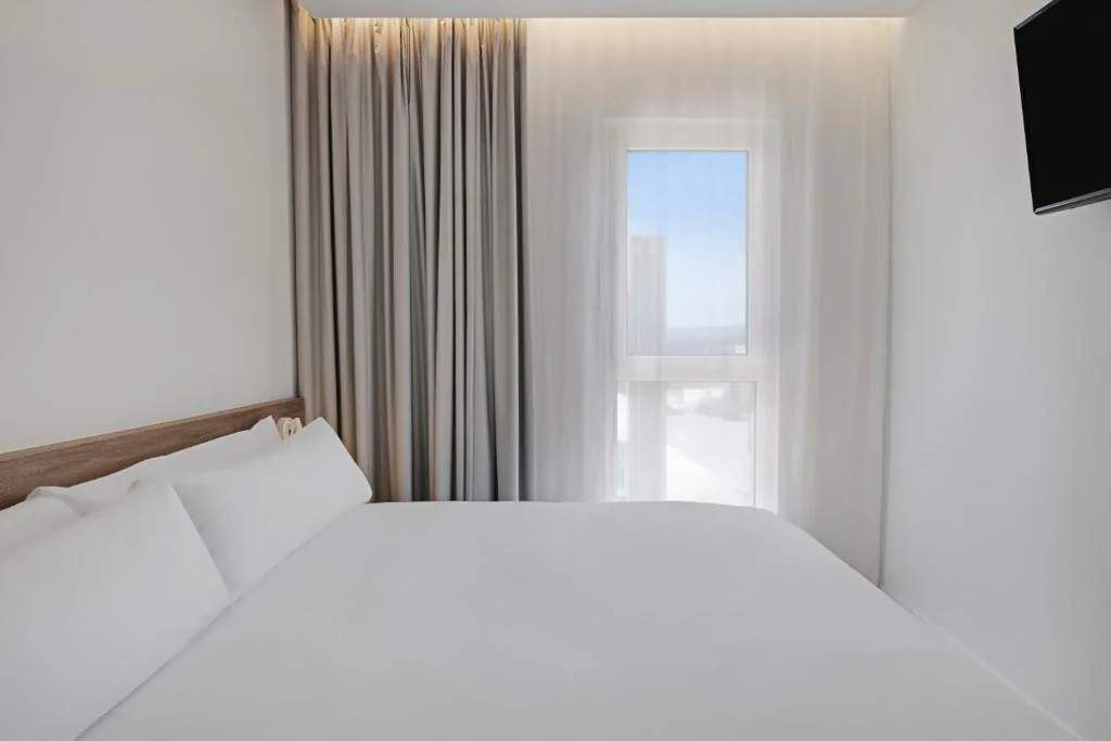 Camera doppia Deluxe — B&B HOTEL Murcia Thader