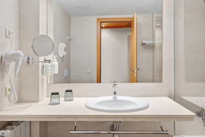 B&B HOTEL Tarragona Valls — foto 3