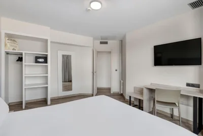B&B HOTEL Vigo — Foto 10