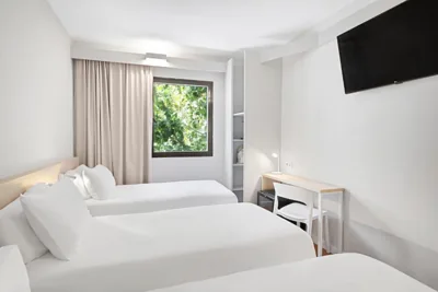 B&B HOTEL Zaragoza Centro — photo 2