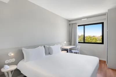 B&B HOTEL Zaragoza Centro — photo 7