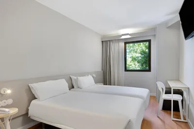 B&B HOTEL Zaragoza Centro — photo 9