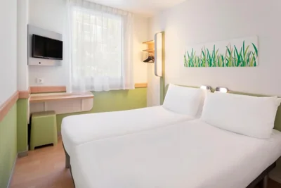 B&B HOTEL Zaragoza Plaza Mozart — Foto 2