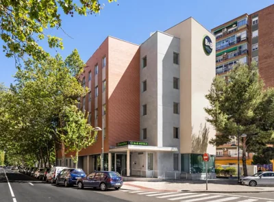 B&B HOTEL Zaragoza Plaza Mozart — Foto 7