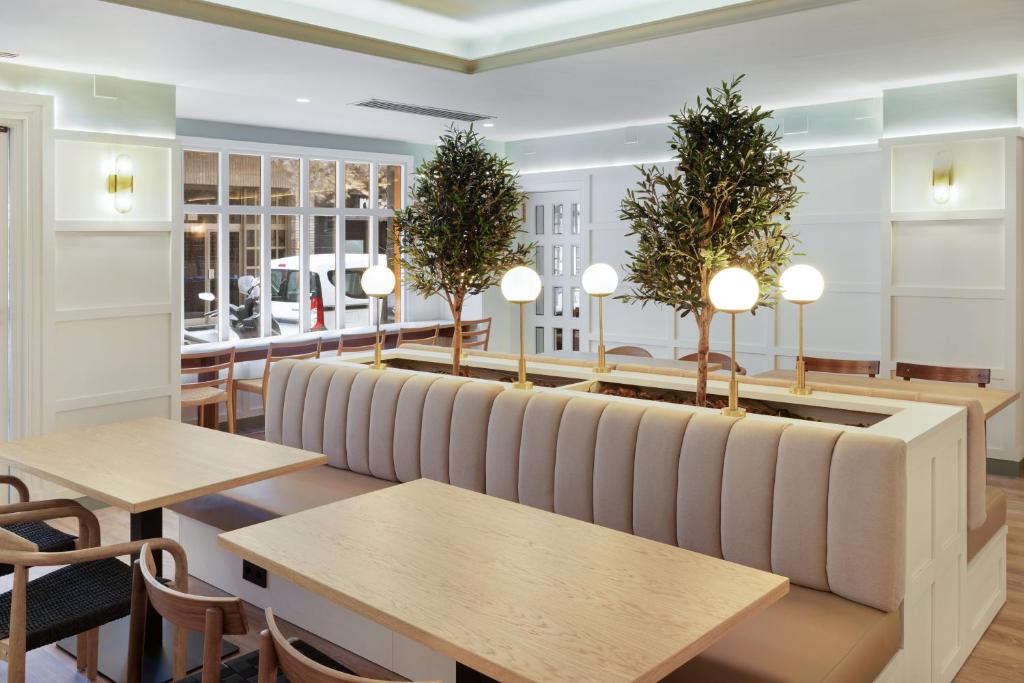 B&B HOTEL Zaragoza Royal