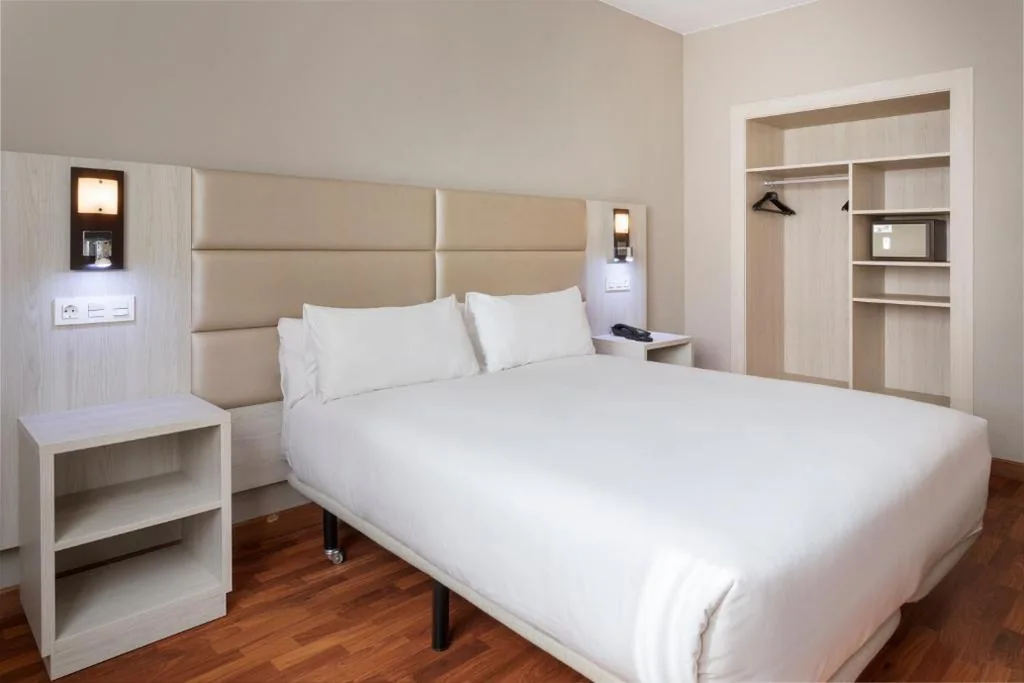 Camera Doppia - 1 o 2 letti — B&B HOTEL Zaragoza Royal
