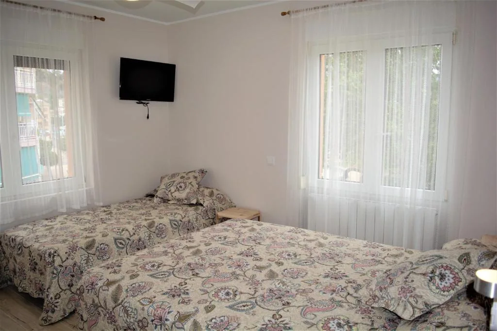 Quarto Triplo Básico com casa de banho partilhada — B&B LOS LLANOS