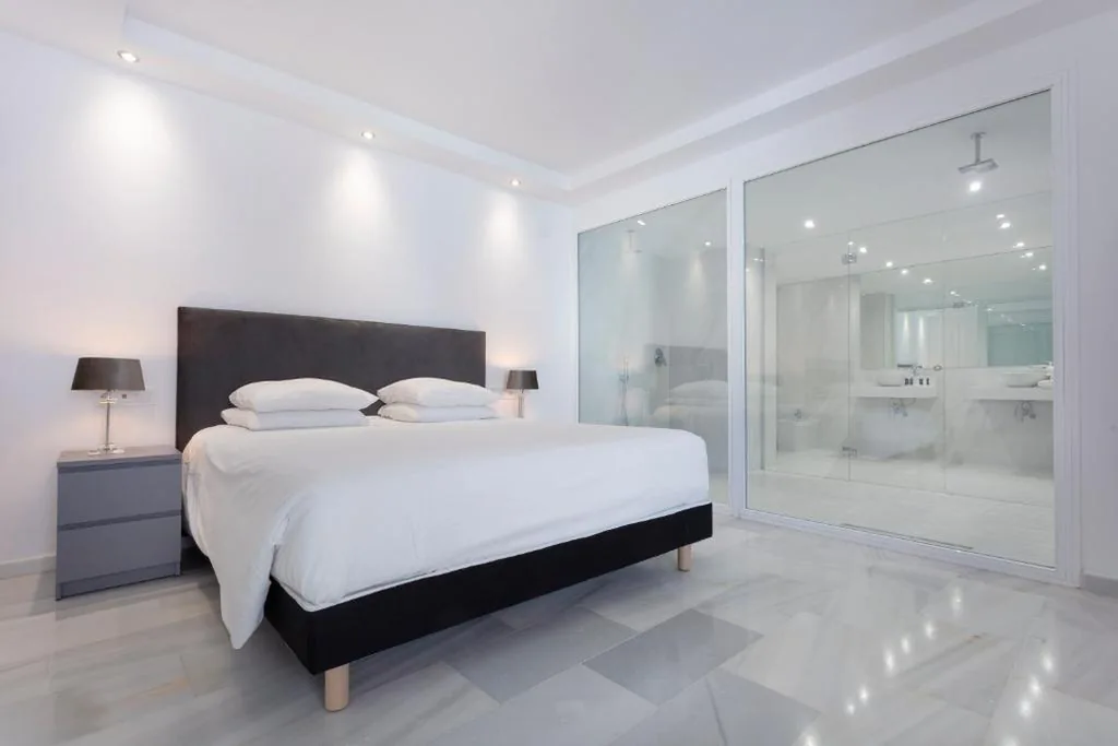 Deluxe Apartment mit 3 Schlafzimmern — B51 Executive Flats Marbella