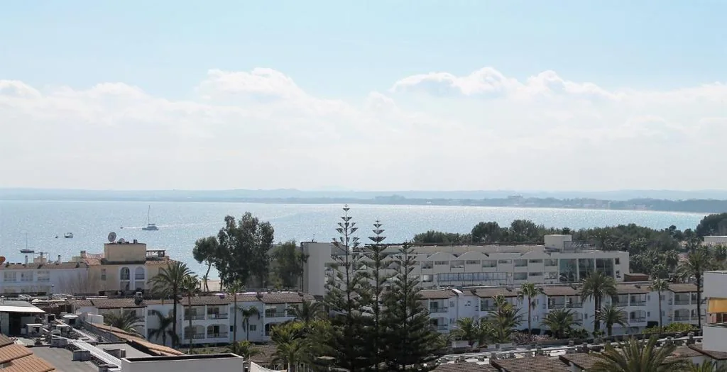 Doppelzimmer mit Balkon und Meerblick — Bahía de Alcudia Hotel & Spa