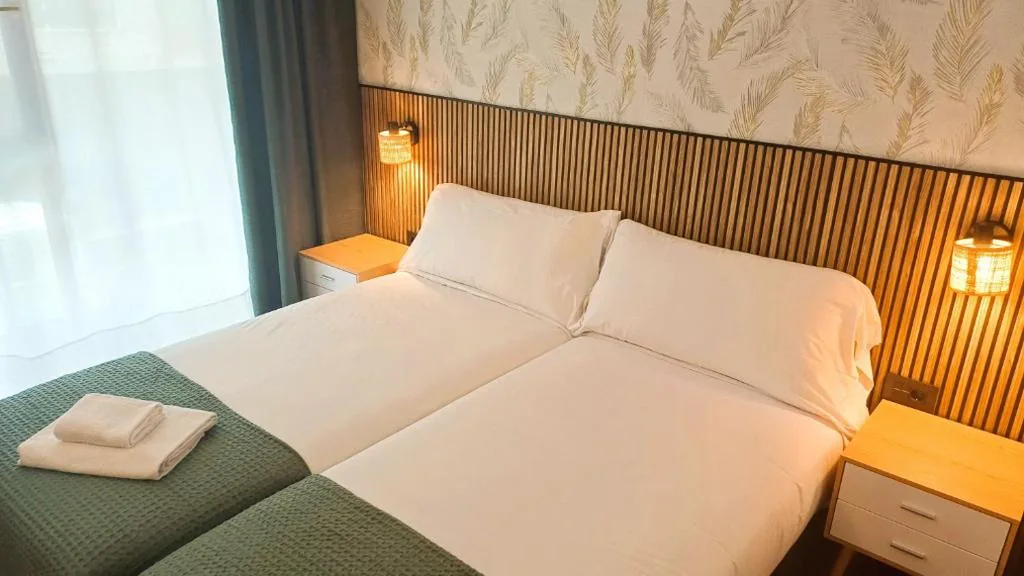Chambre double avec salle de bains privative — Bahía de Castro