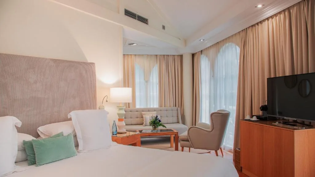 Suite Junior avec vue sur le jardin (2 adultes) — Bahia del Duque